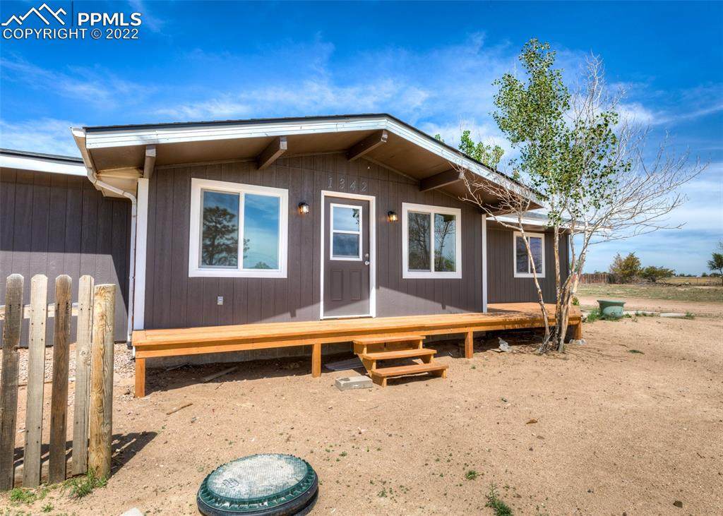 1342 Ellicott Road - Photo 1