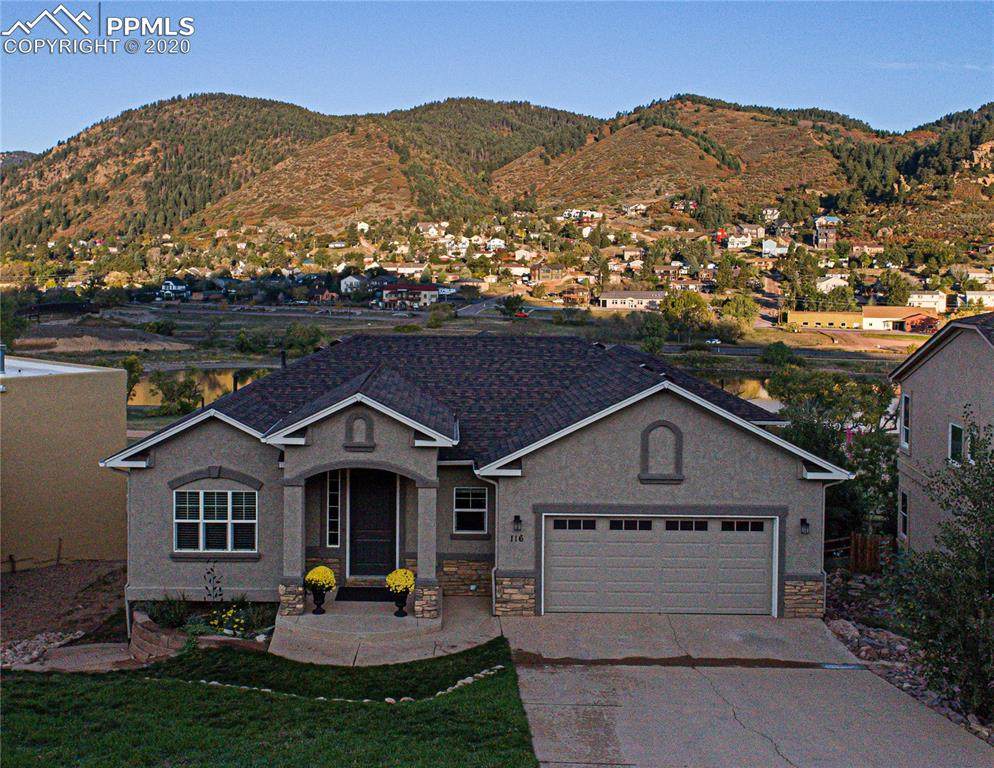 116 Oakdale Drive - Photo 1