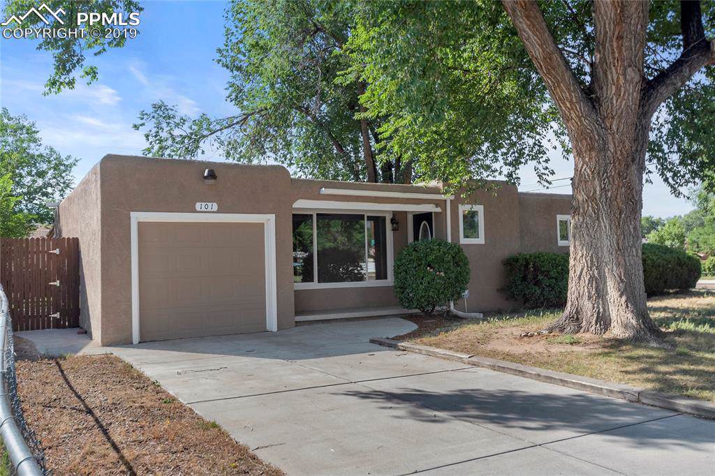 101 Norman Drive - Photo 1