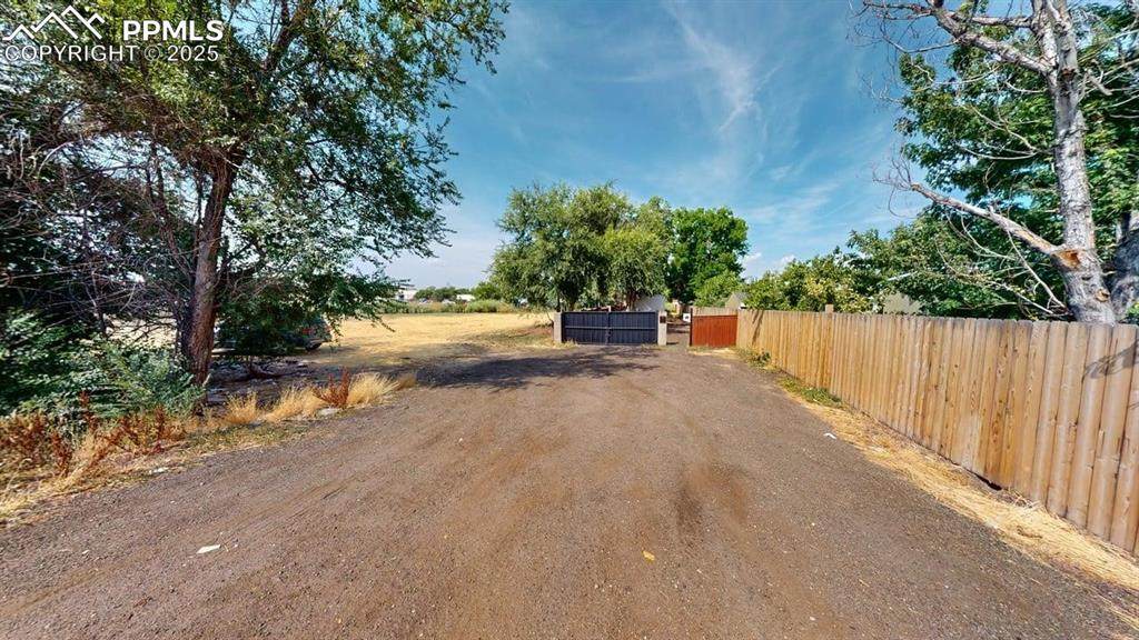 1575 Sable Boulevard - Photo 1