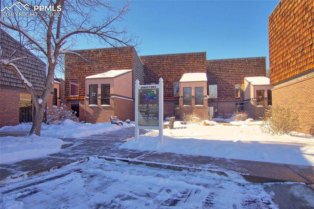 2120 Academy Circle - Photo 1