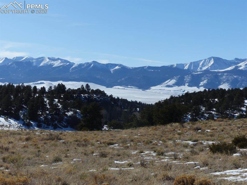318 Arapaho Circle - Photo 1