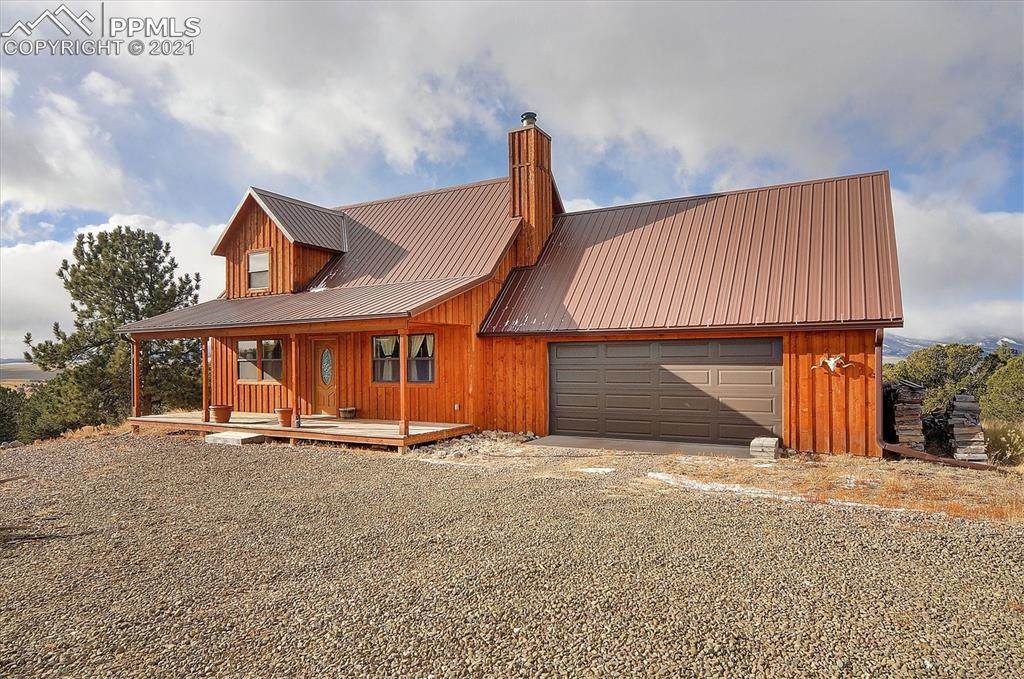 447 Arapahoe Circle - Photo 1