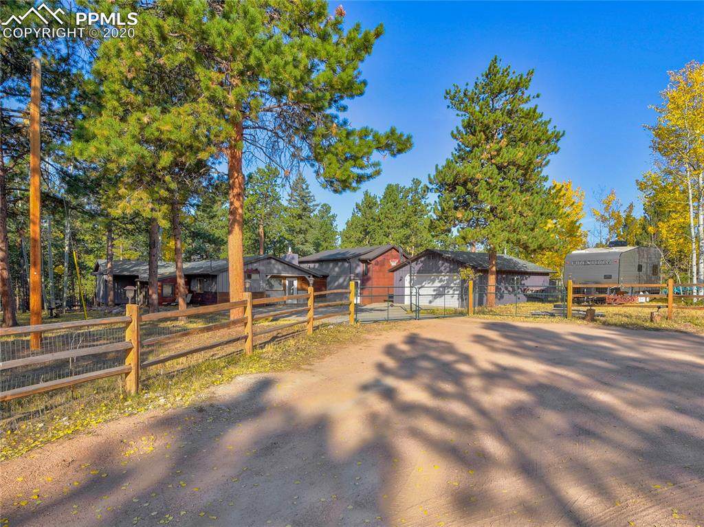 2230 Lee Circle Road - Photo 1