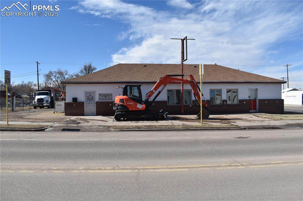 202 Bradish Avenue - Photo 1