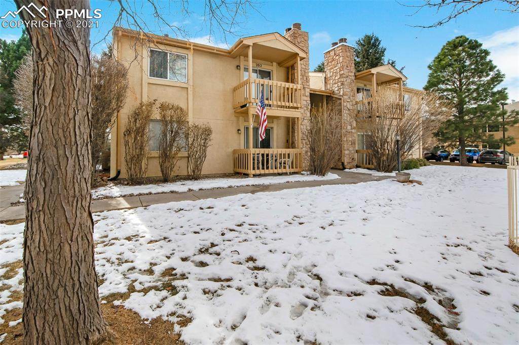 810 Tenderfoot Hill Road - Photo 1