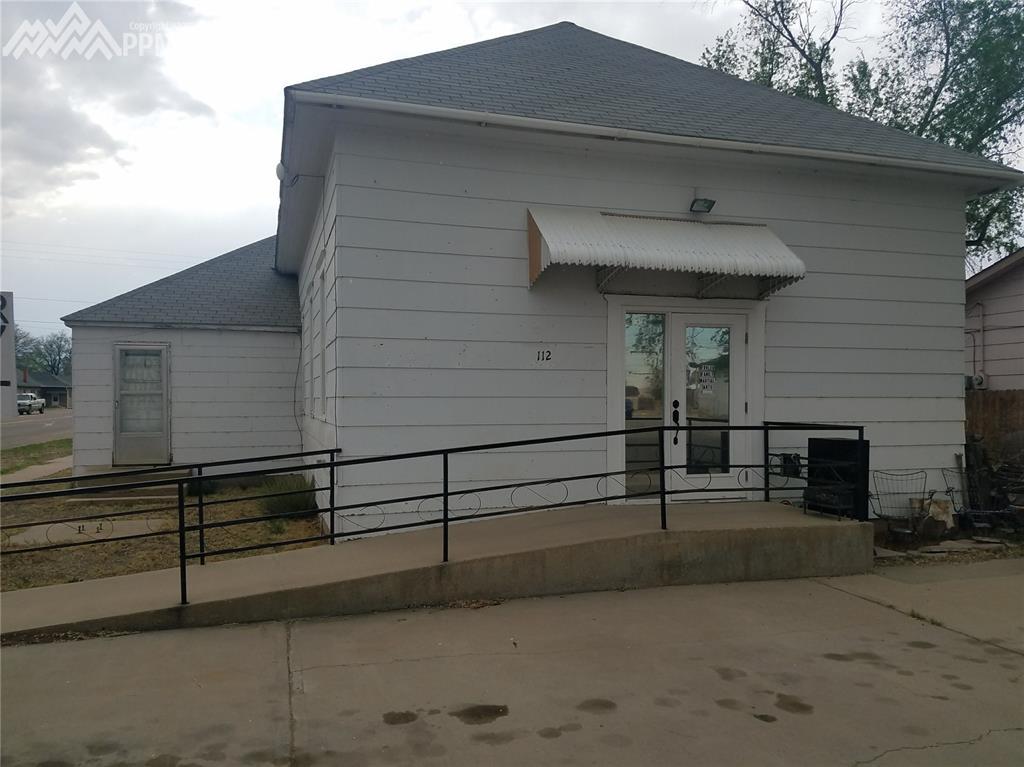 112 7th Street - Photo 1