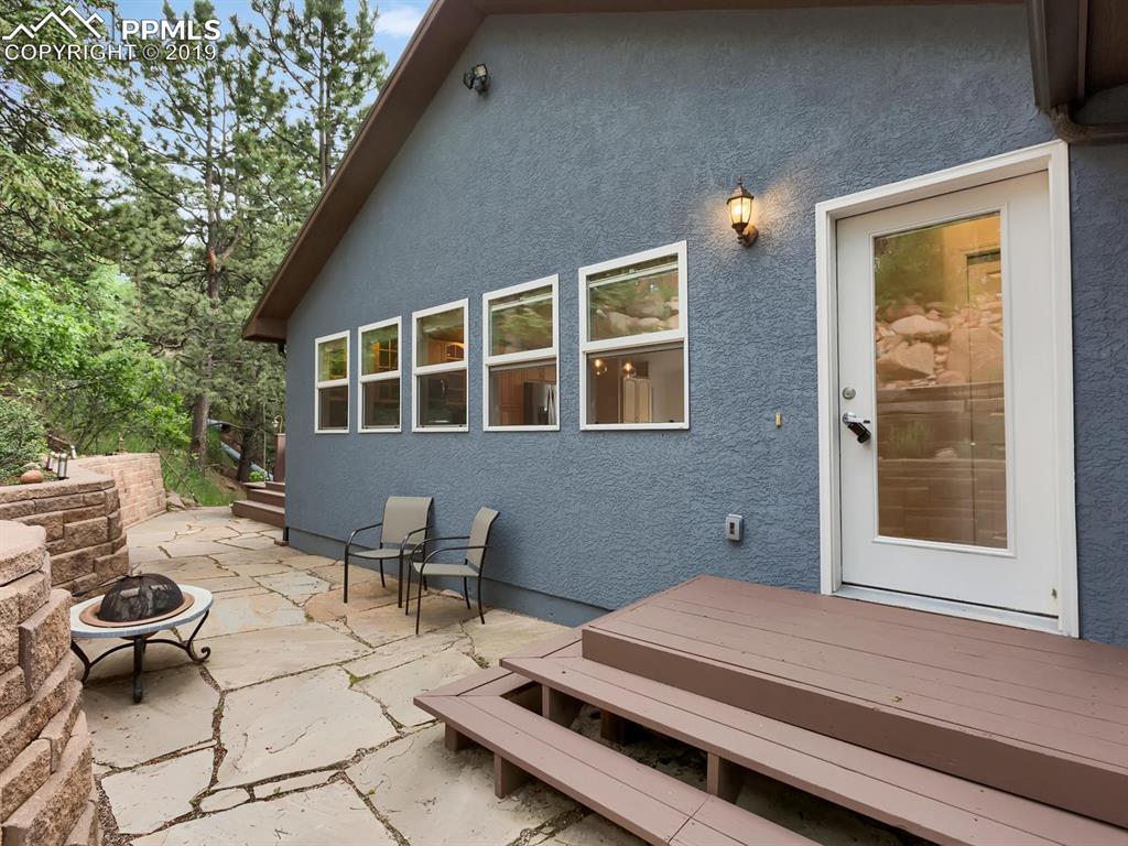 1040 Kings Crown Road - Photo 1