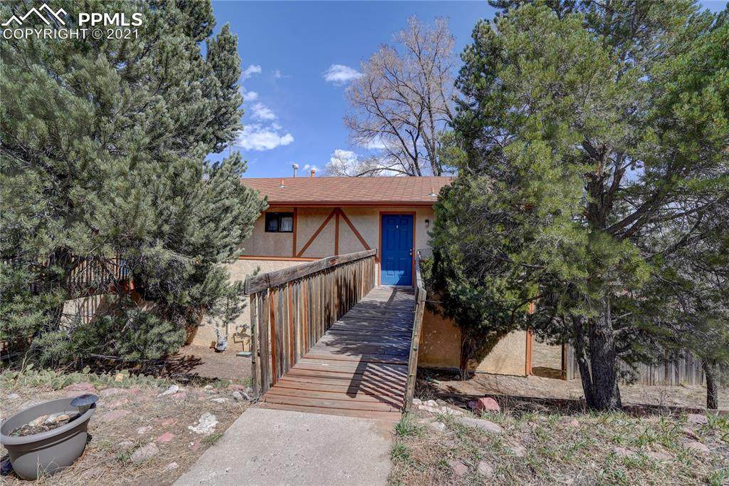 1219 Chestnut Street - Photo 1