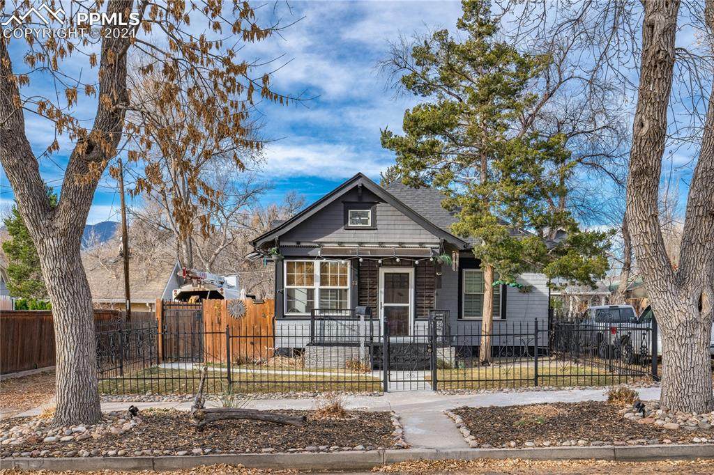 512 Cedar Street - Photo 1