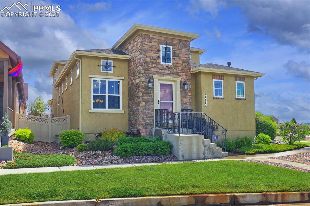 5585 Blue Moon Drive - Photo 1