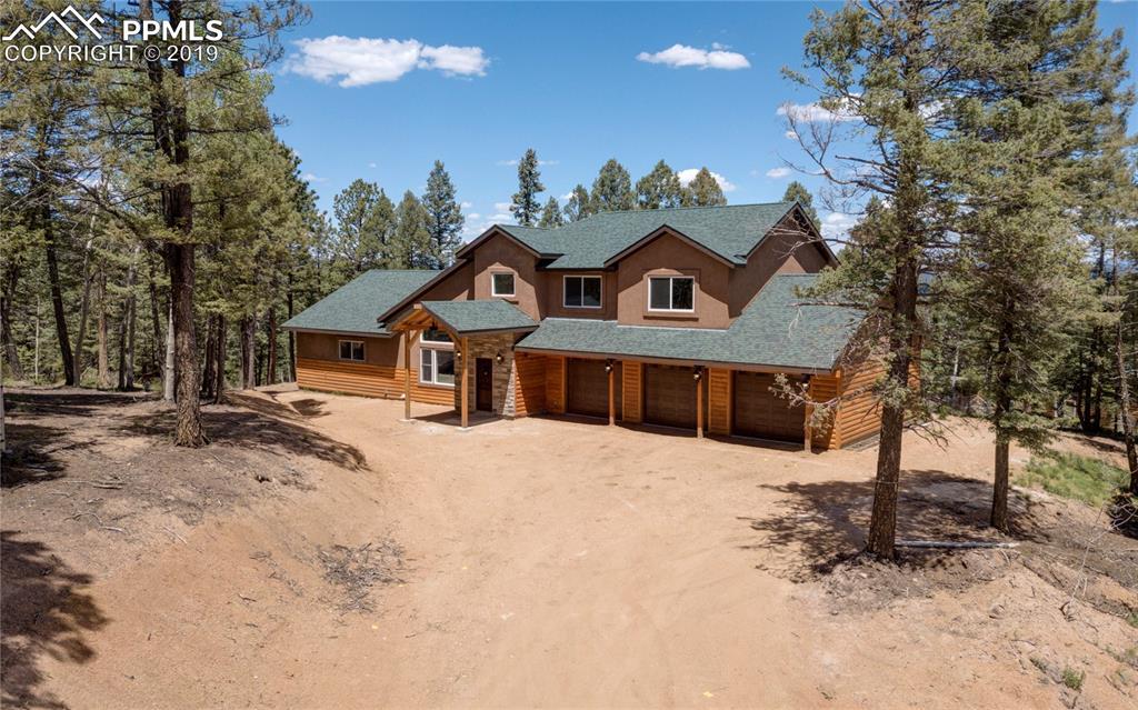 77 Denwood Drive - Photo 1