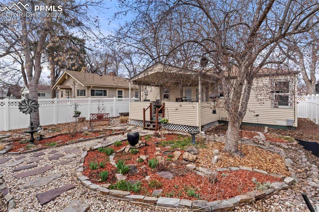 1431 Franklin Street - Photo 1