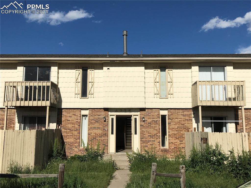 4235 Loomis Avenue - Photo 1