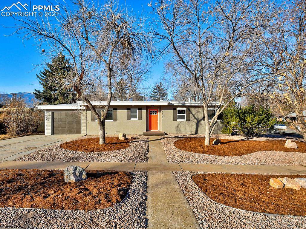 1132 Sheridan Avenue - Photo 1
