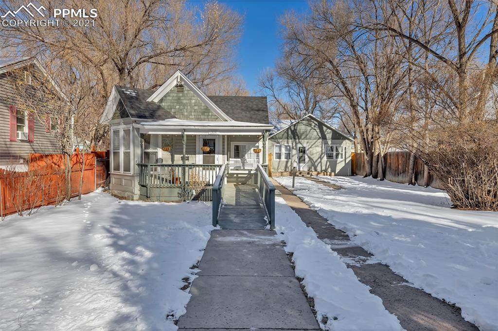 520-518 Pikes Peak Avenue - Photo 1