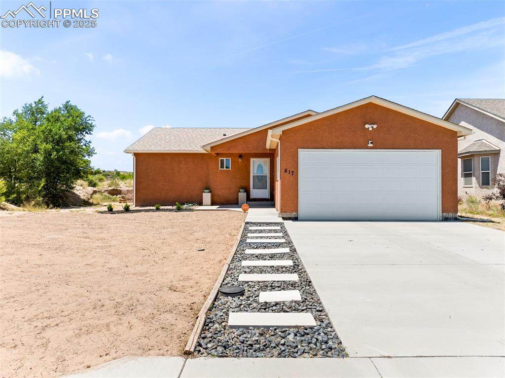 617 Norwood Avenue - Photo 1