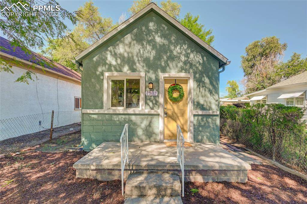 1517 Pine Street - Photo 1