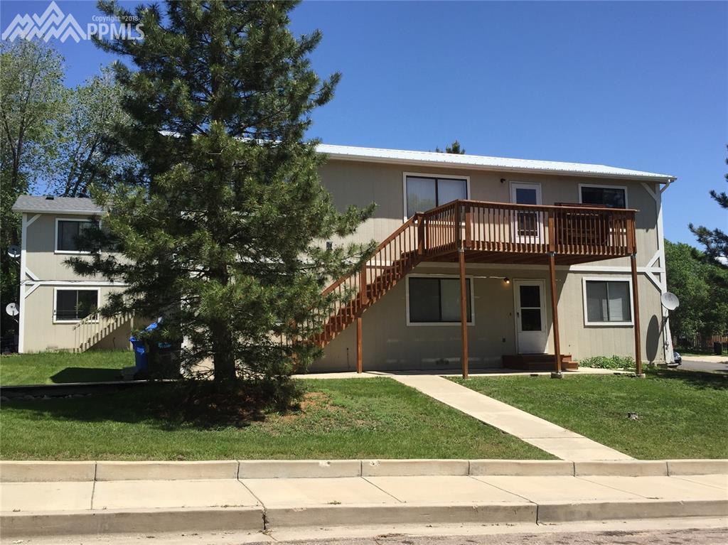 2406 7th Street - Photo 1
