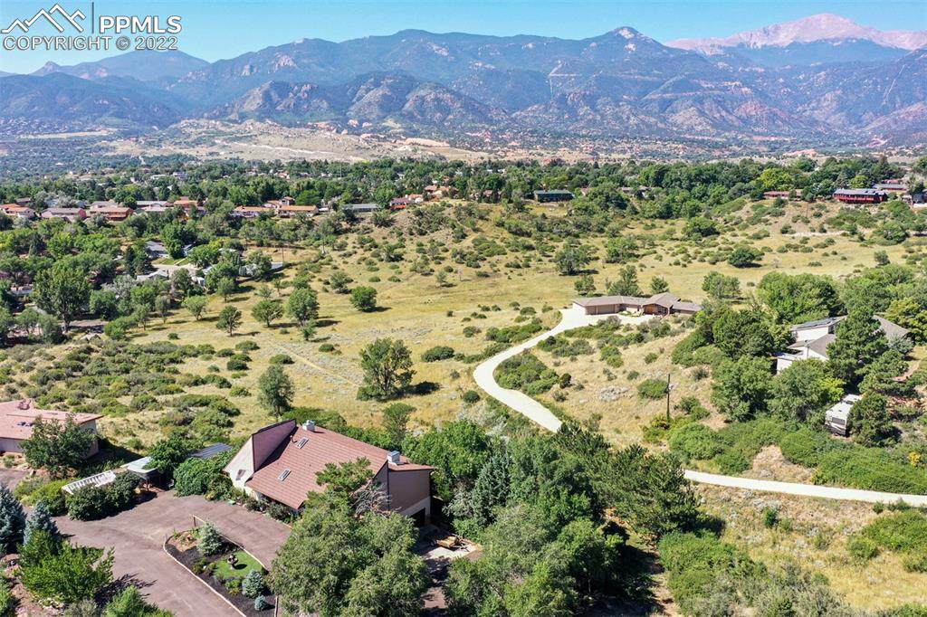 2194 Mesa Road - Photo 1