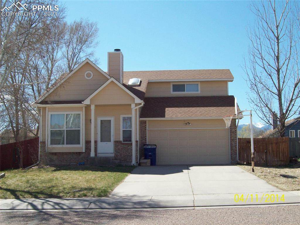560 Lindstrom Drive - Photo 1
