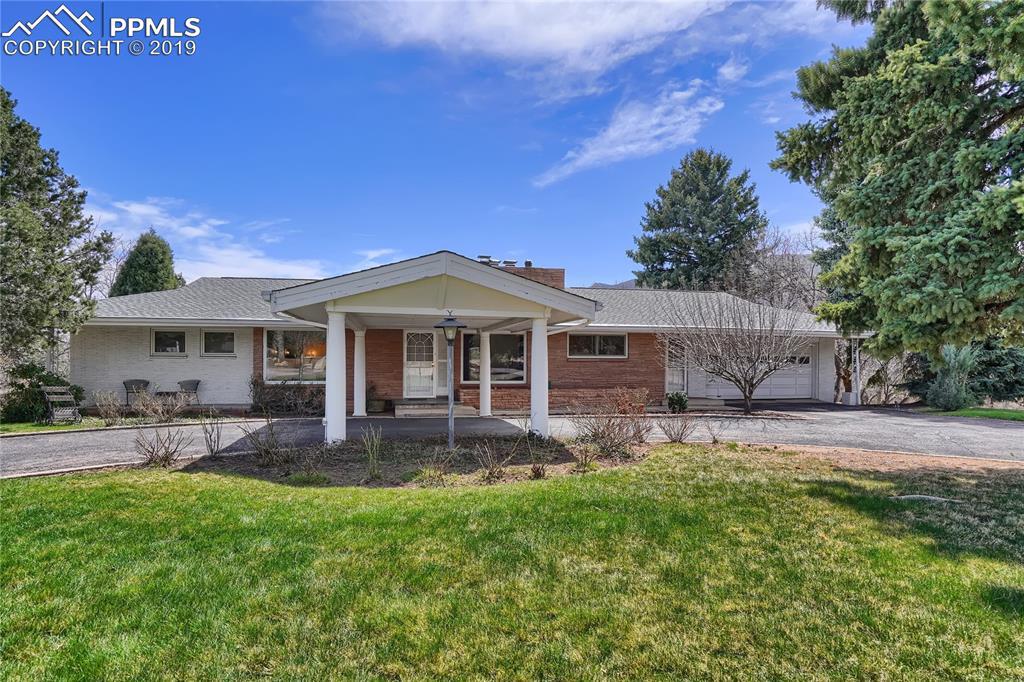 209 Cypress Lane - Photo 1