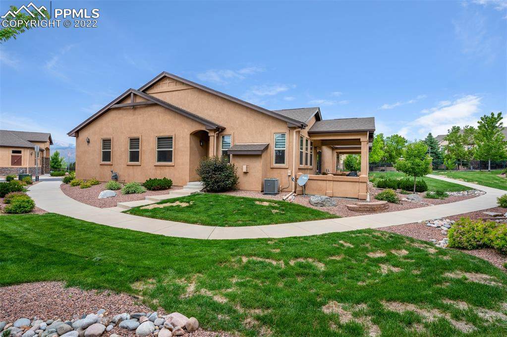 8475 Glen Carriage Grove - Photo 1