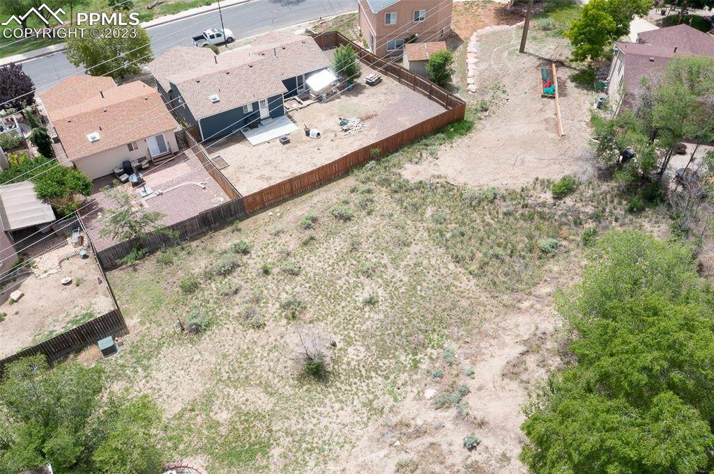 919 Mesa Valley Road - Photo 1