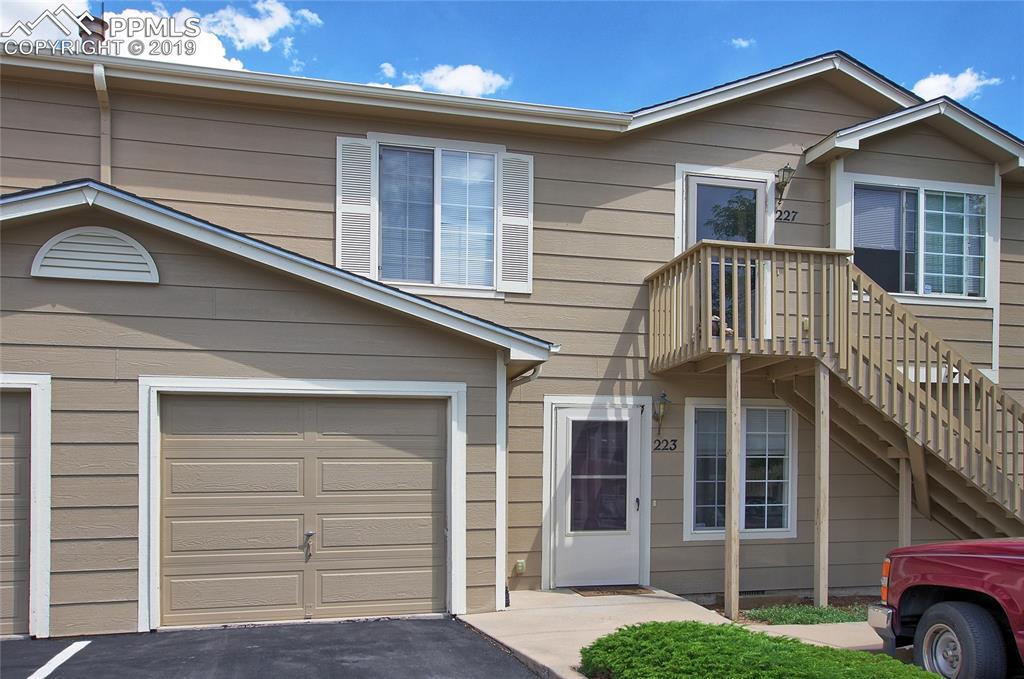 223 Shady Oak Grove - Photo 1