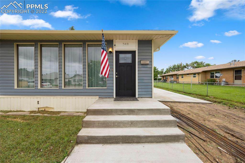 348 5th Street - Photo 1