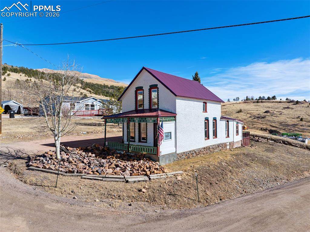 310 Whiting Avenue - Photo 1