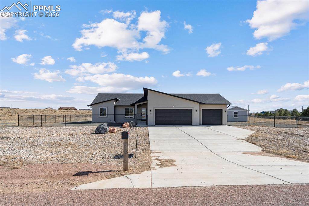 1154 Laramie Avenue - Photo 1
