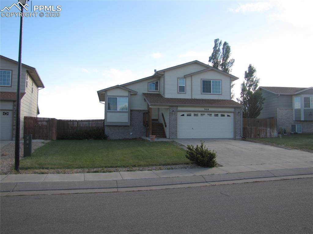 7414 Sue Lane - Photo 1