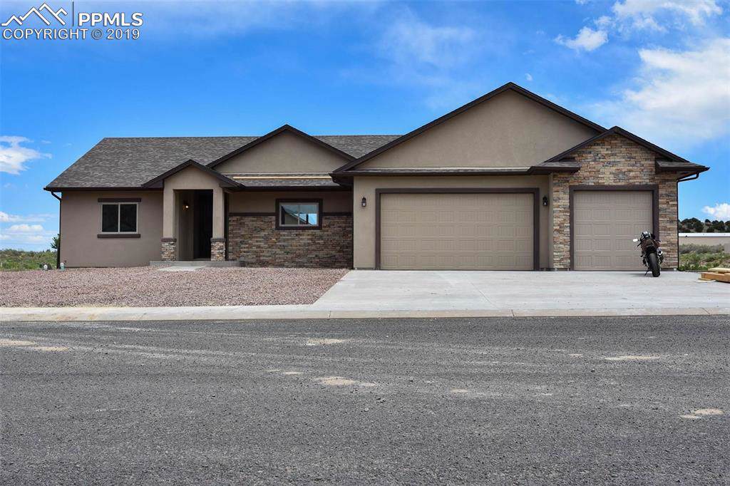 435 Frontier Place - Photo 1