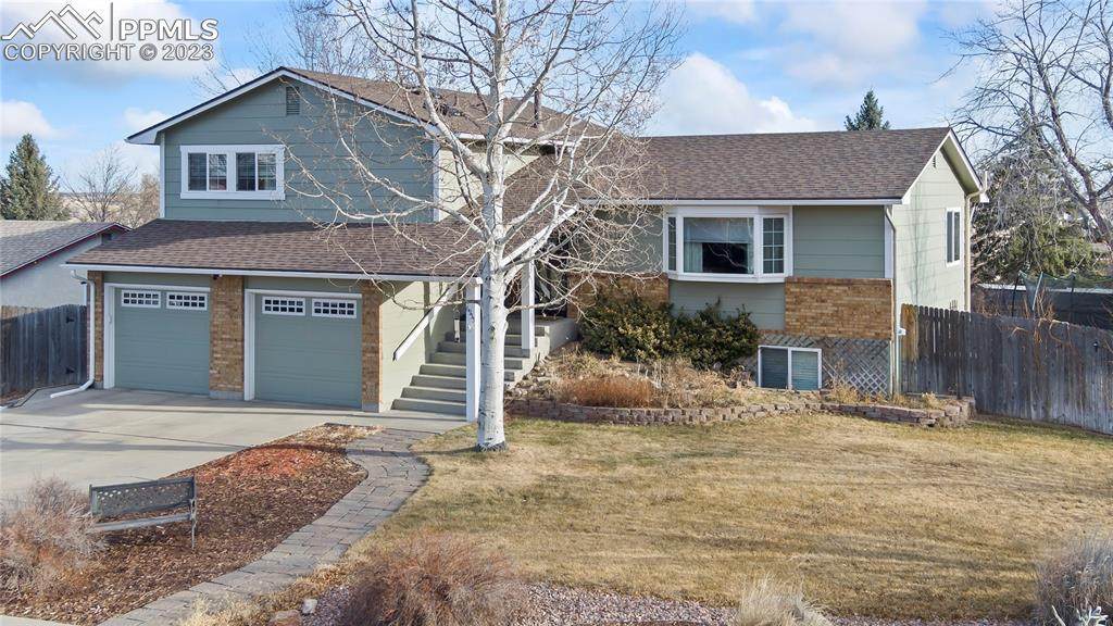 6955 Blue River Way - Photo 1