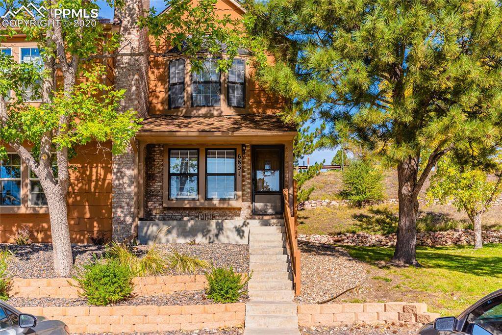 6851 Mountain Top Lane - Photo 1