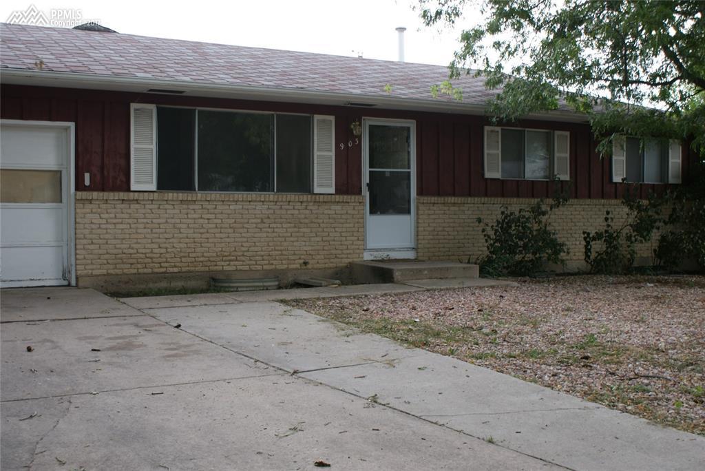 903 Kingsley Drive - Photo 1
