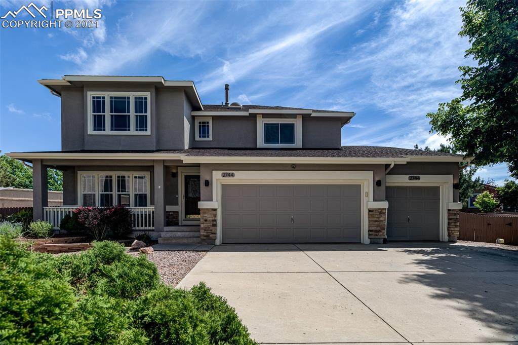 2744 Emerald Ridge - Photo 1