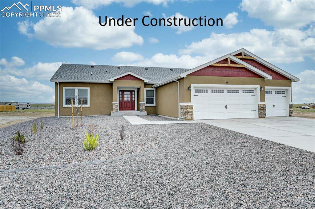 1433 Chuckwagon Lane - Photo 1