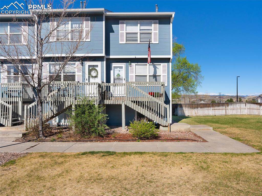 1882 Oakcrest Circle - Photo 1