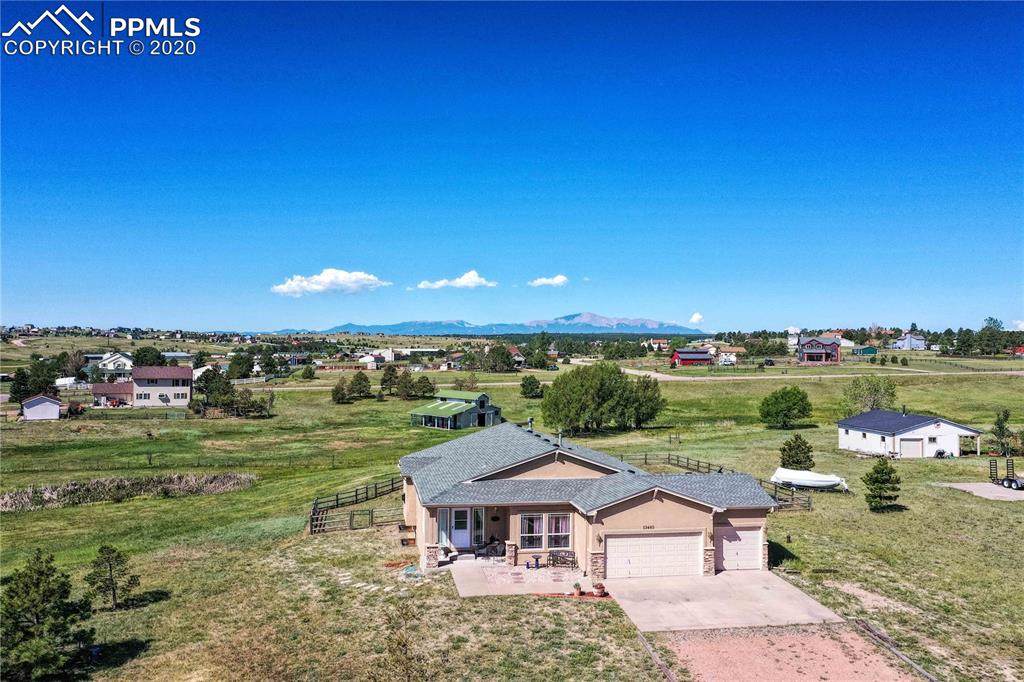 13445 Lariat Circle - Photo 1