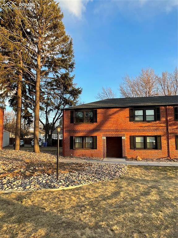2423 Paseo Road - Photo 1
