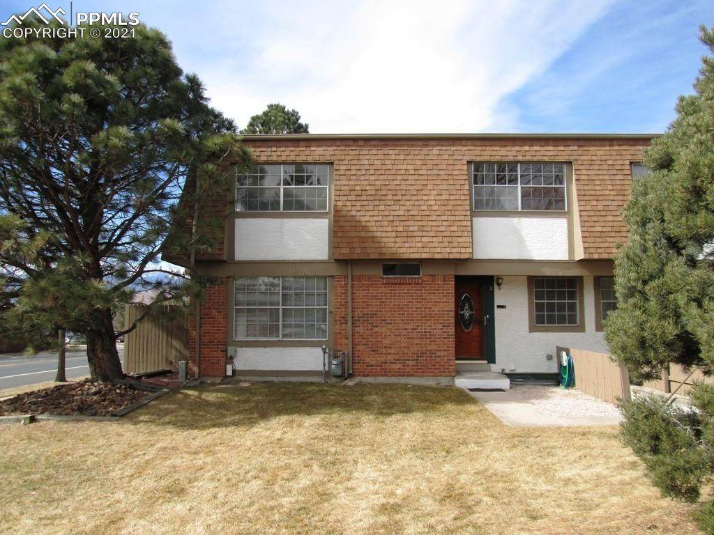 1131 Willow Bend Circle - Photo 1