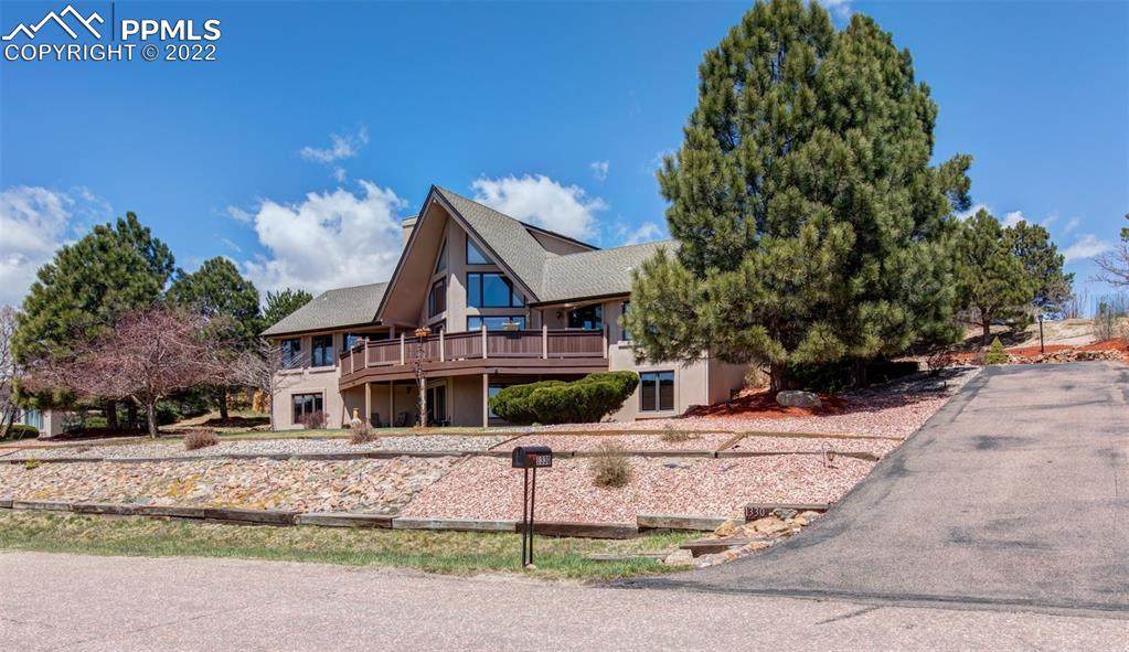 1330 Park Drive - Photo 1