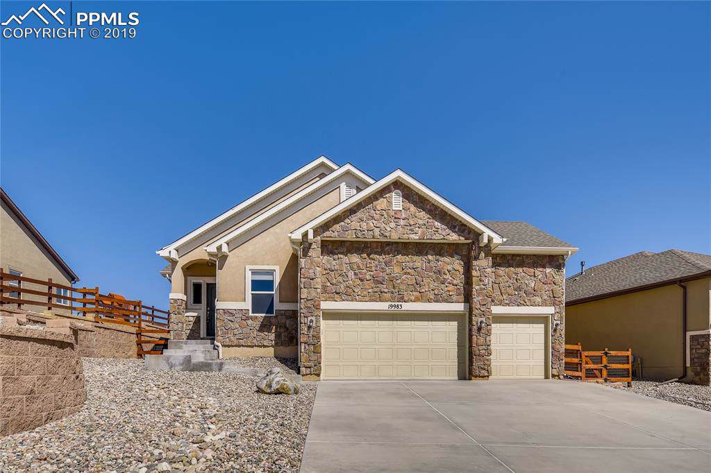 19983 Lindenmere Drive - Photo 1