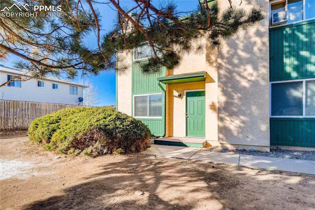 2489 Washo Circle - Photo 1