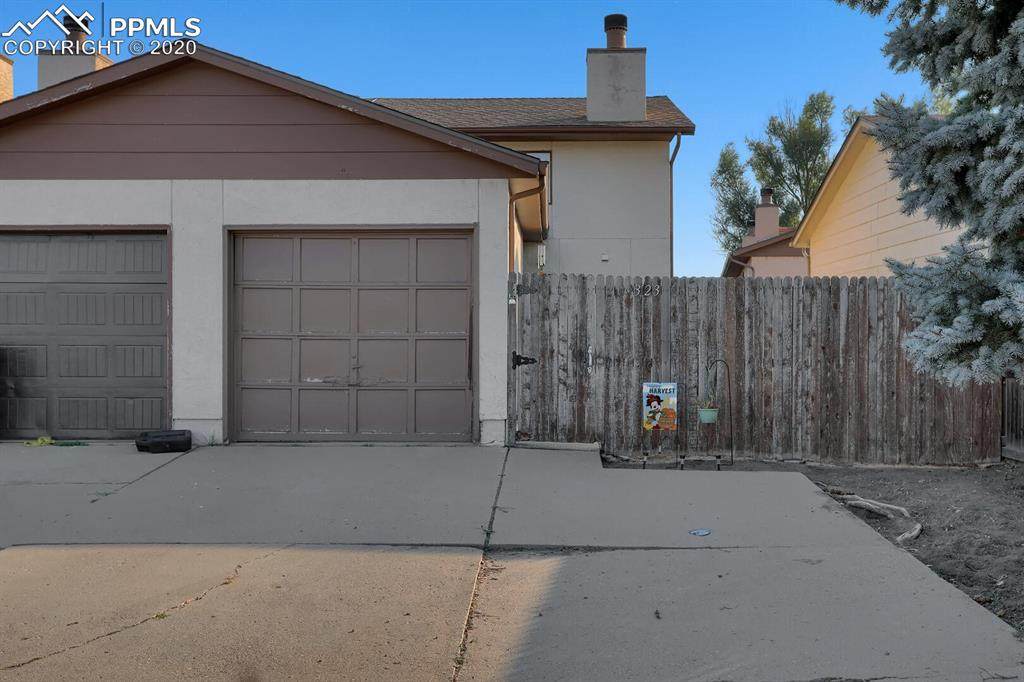 323 Trapper Lane - Photo 1