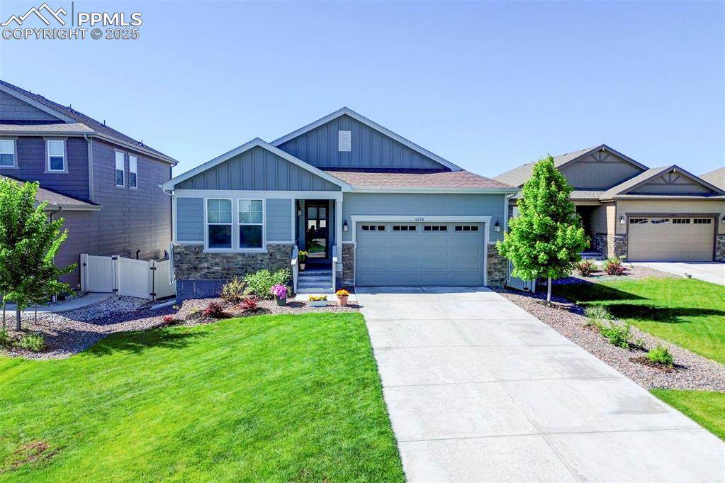 6228 Dapplegray Street - Photo 1