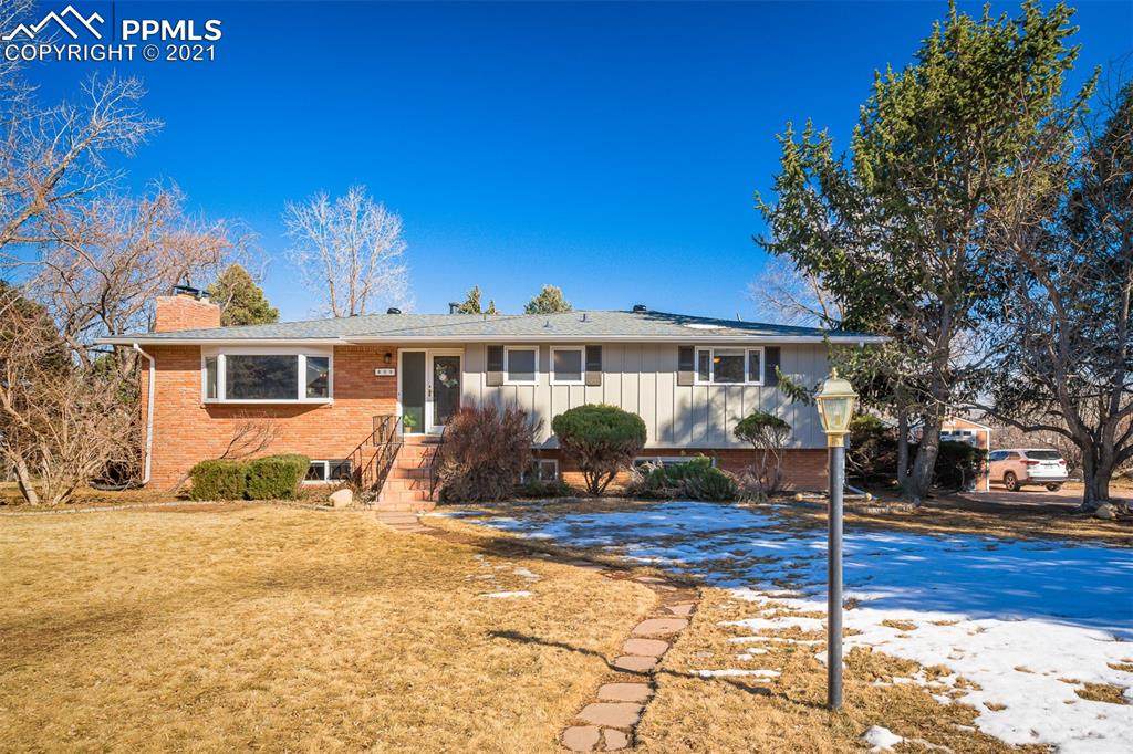 809 Aurora Drive - Photo 1