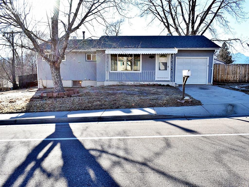 1004 Main Street - Photo 1